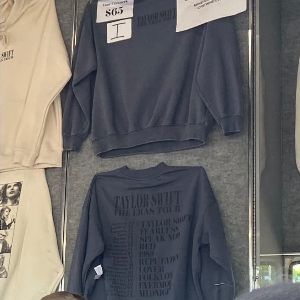 ISO (in search of) BLUE CREWNECK